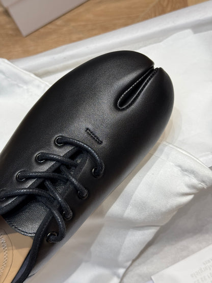 MAISON M TABI LOAFERS