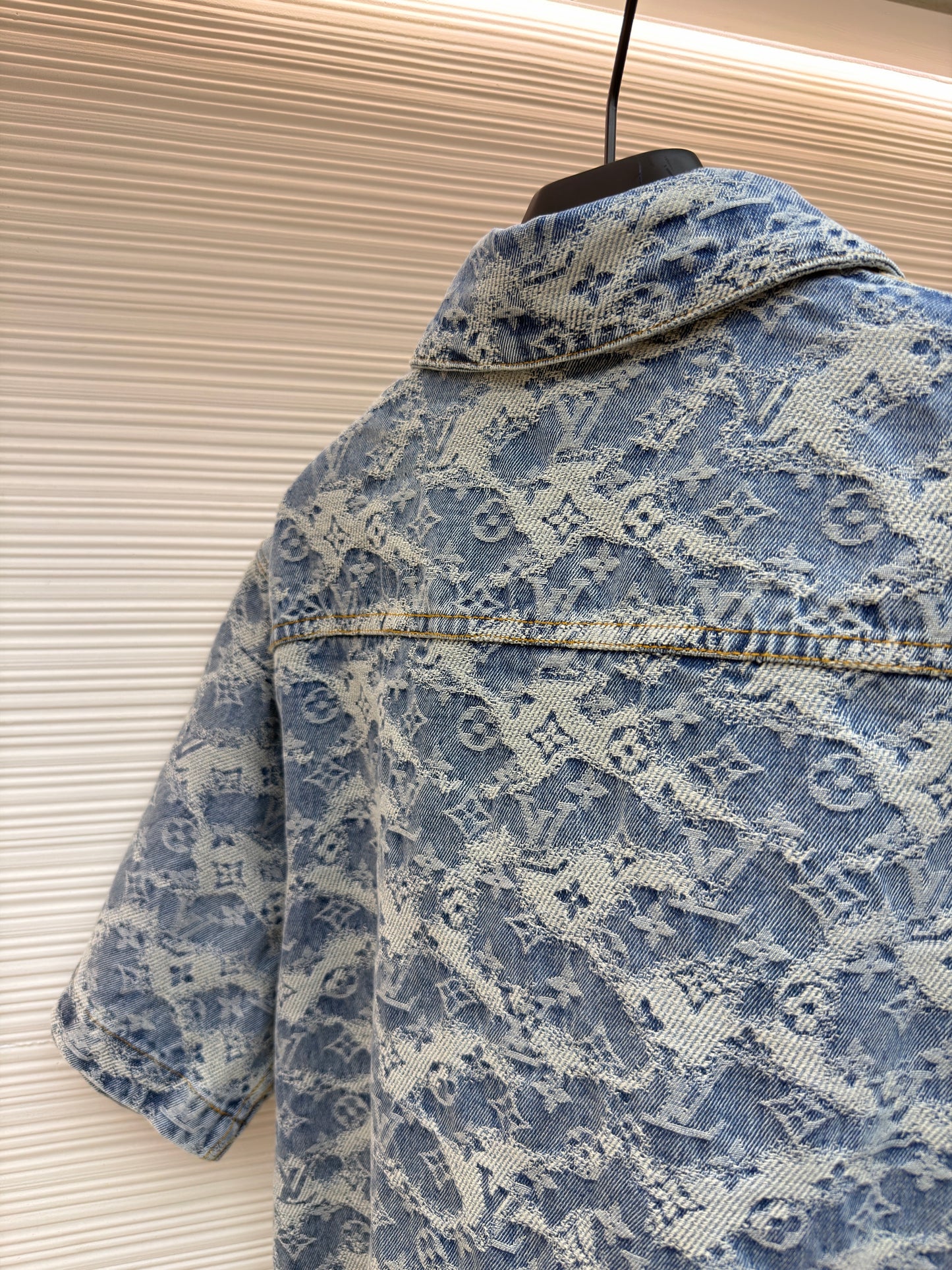 LOU DENIM SHIRT