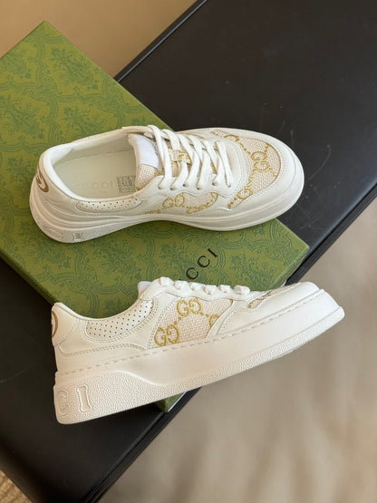 GG EMBOSSED SNEAKER