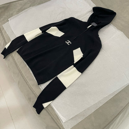 CC KNIT HOODIE