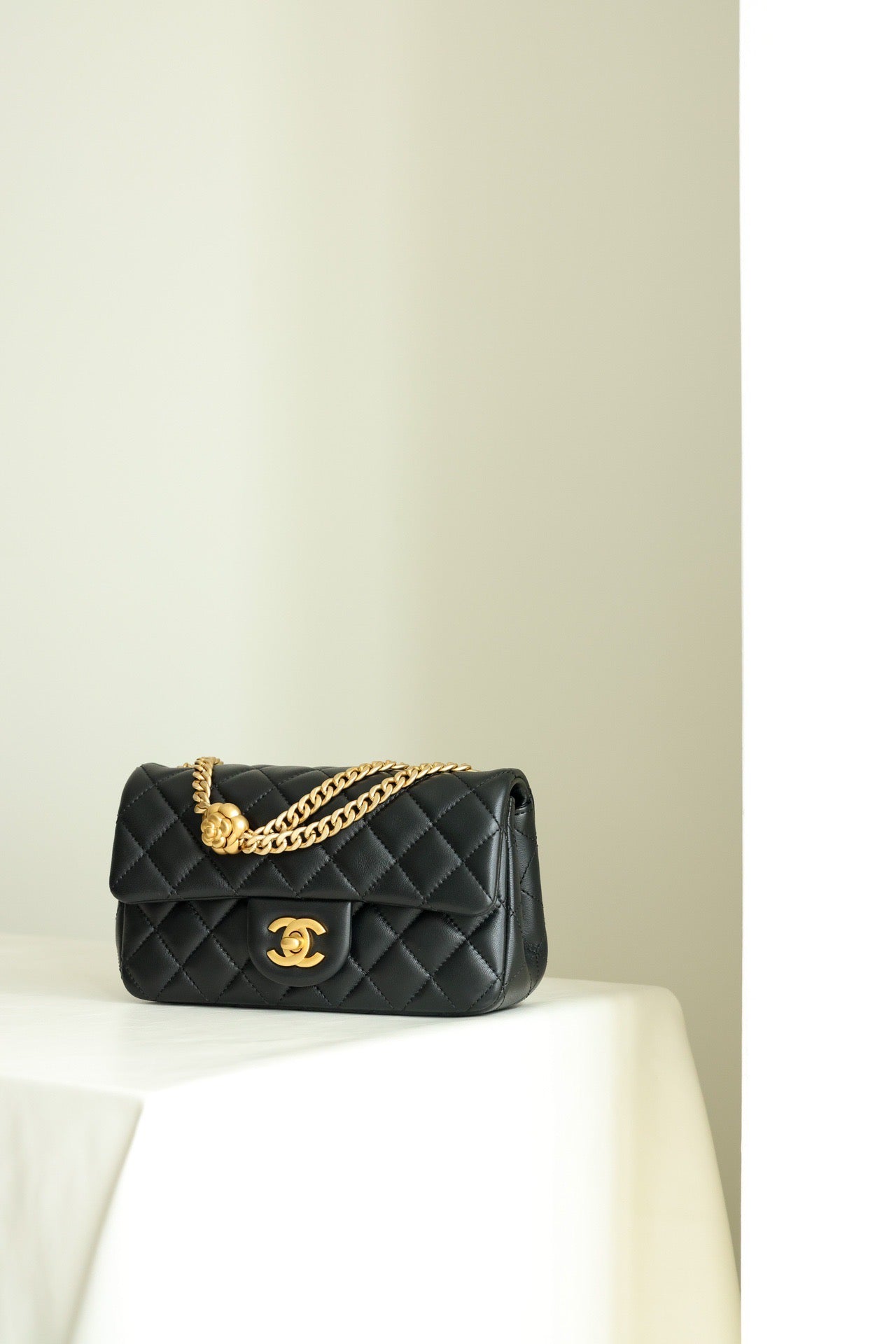 CC MINI FLAP BAG