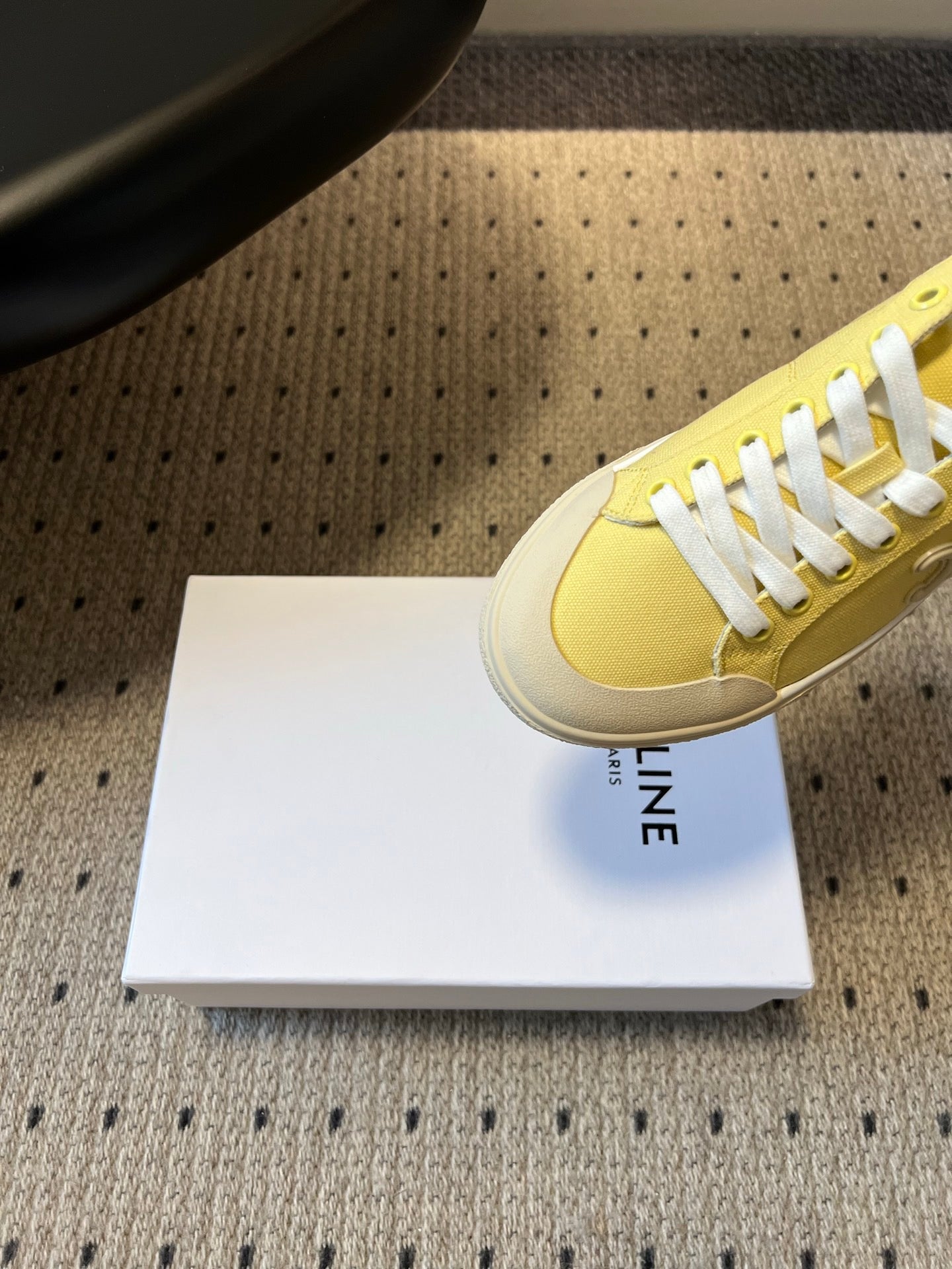 CEL SNEAKERS