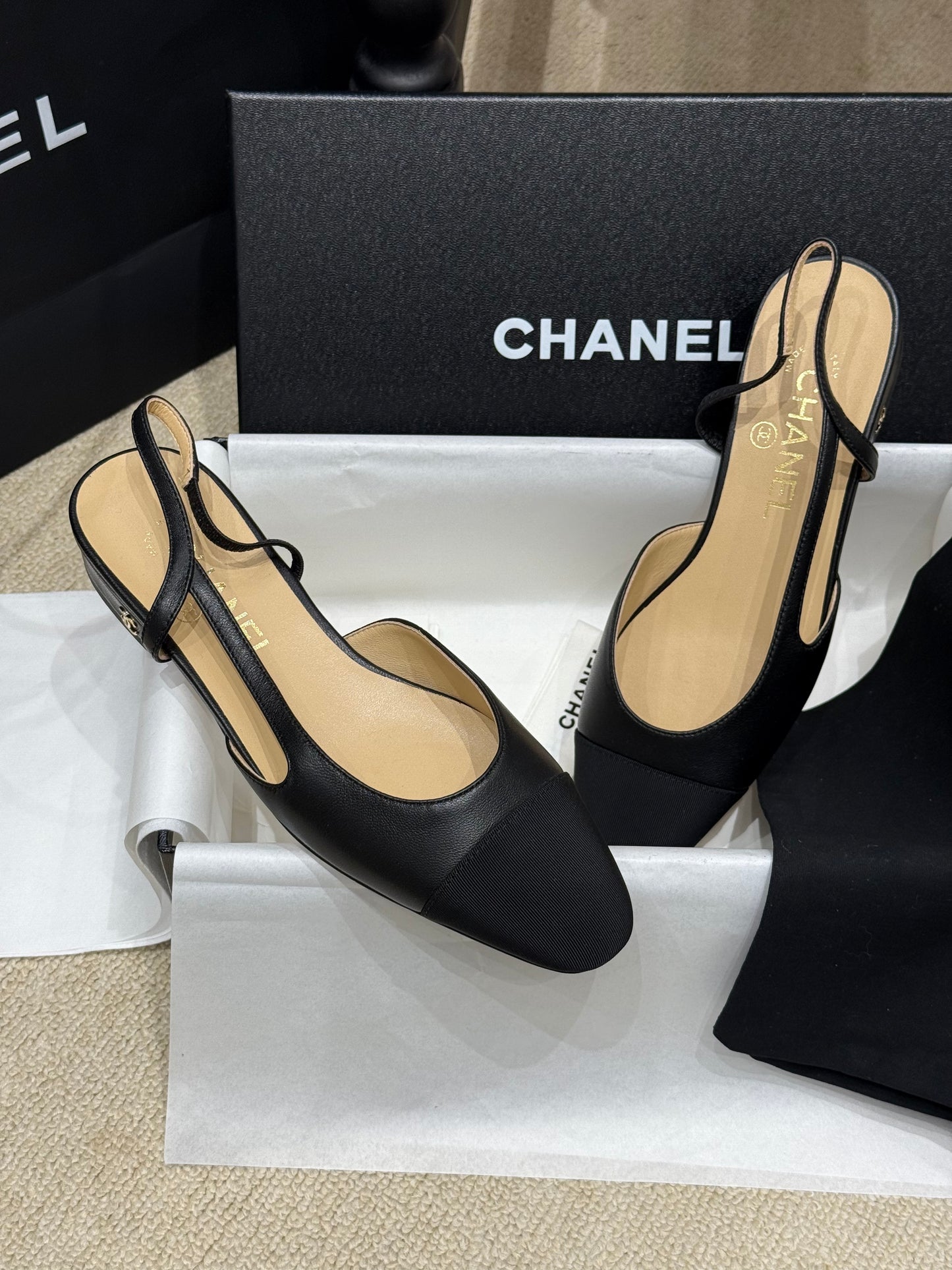 CC SLINGBACK PUMPS