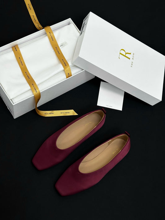 THE ROW BALLET FLATS