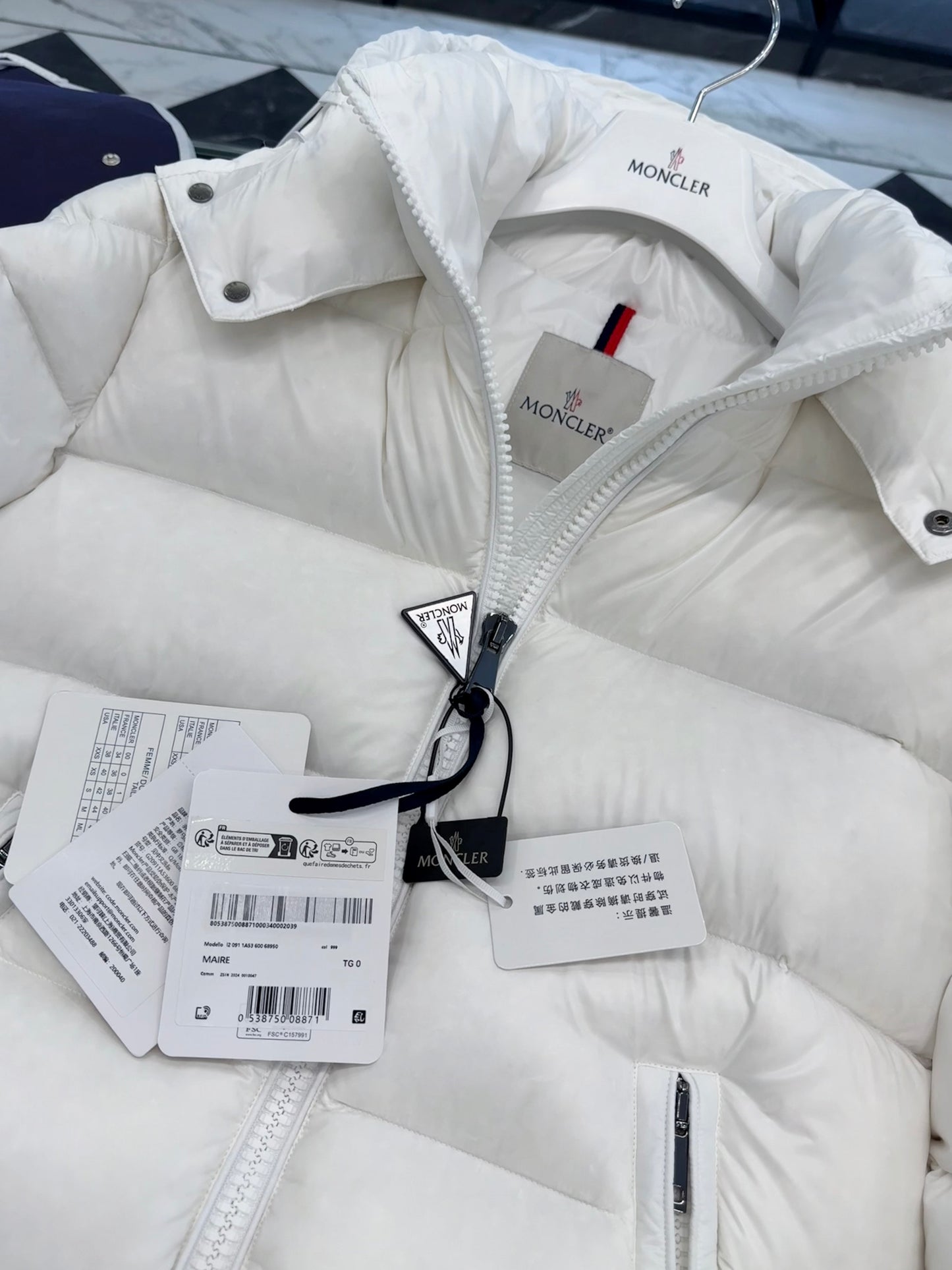 MONC MAIRE JACKET