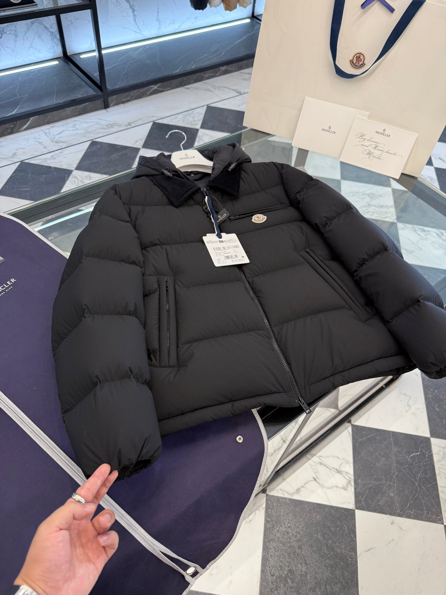 MONC CALIMA JACKET
