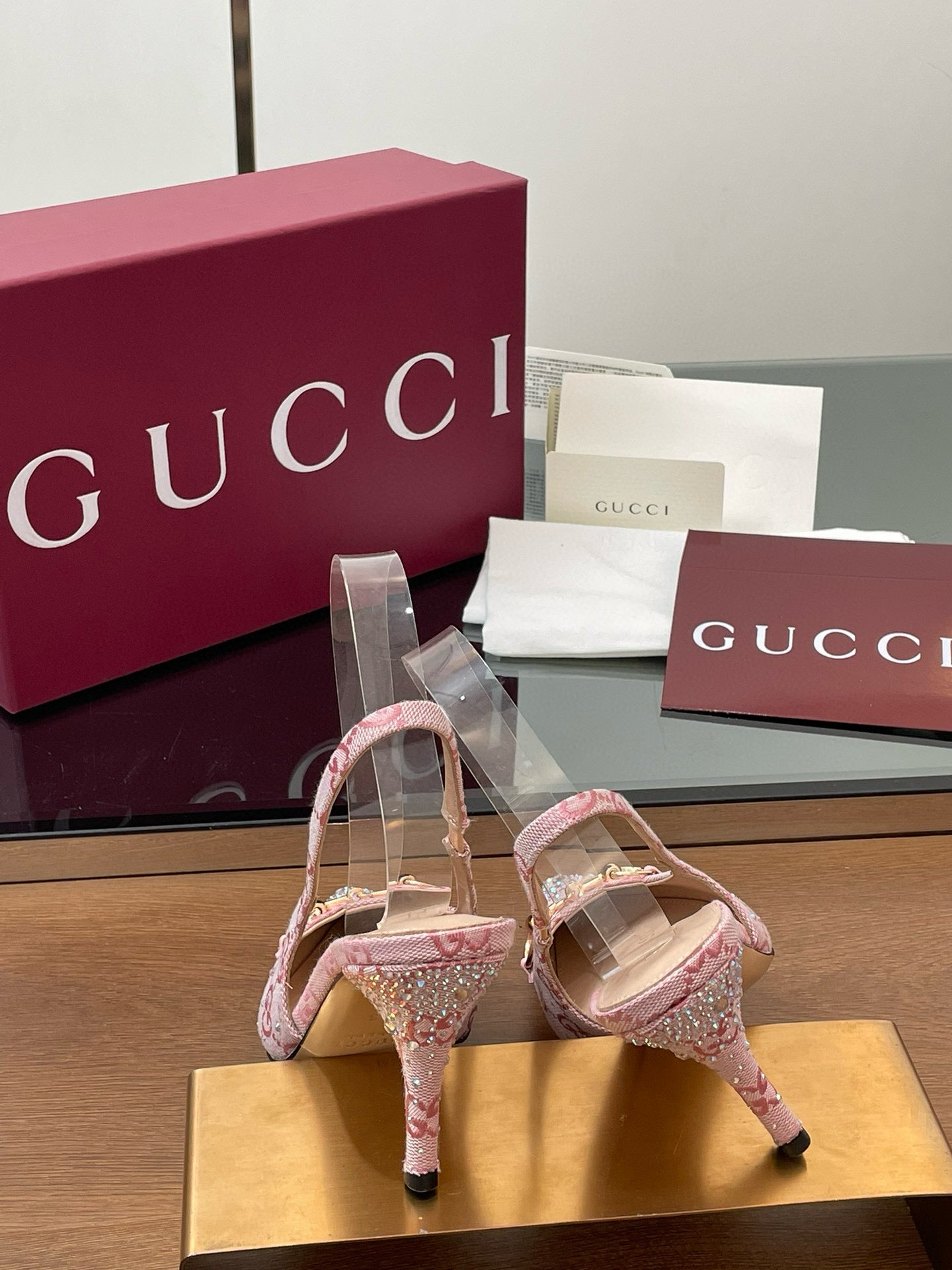 GG HEELS