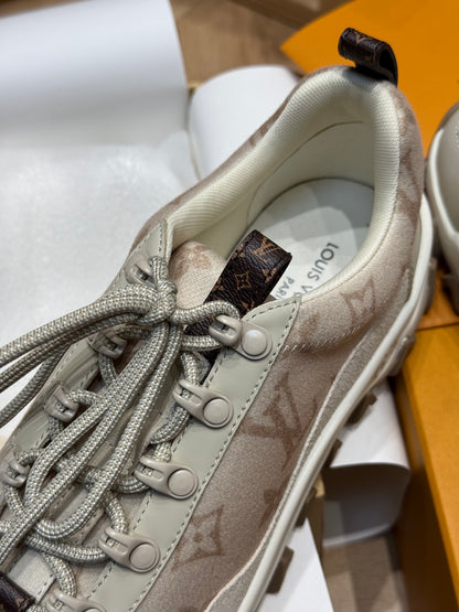 LOU RUSH XPLORER SNEAKERS
