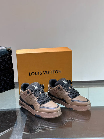 LOU TRAINERS