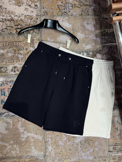 LOU SHORTS