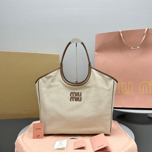 MIU M IVY CANNETE BAG