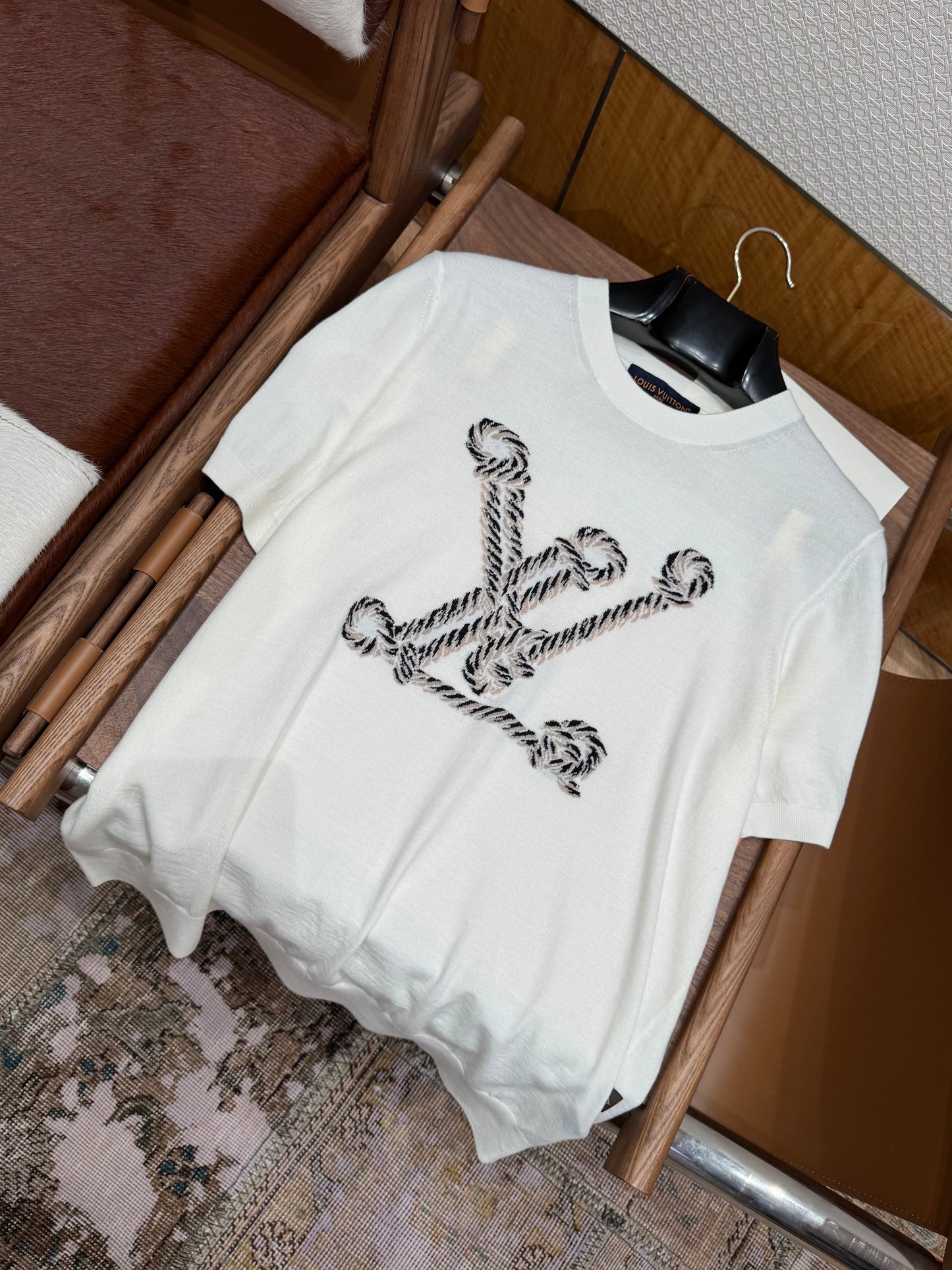 LOU T-SHIRT