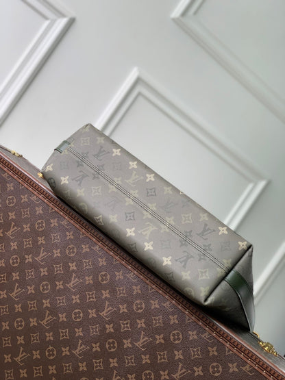LOU VAGABOND HOBO BAG