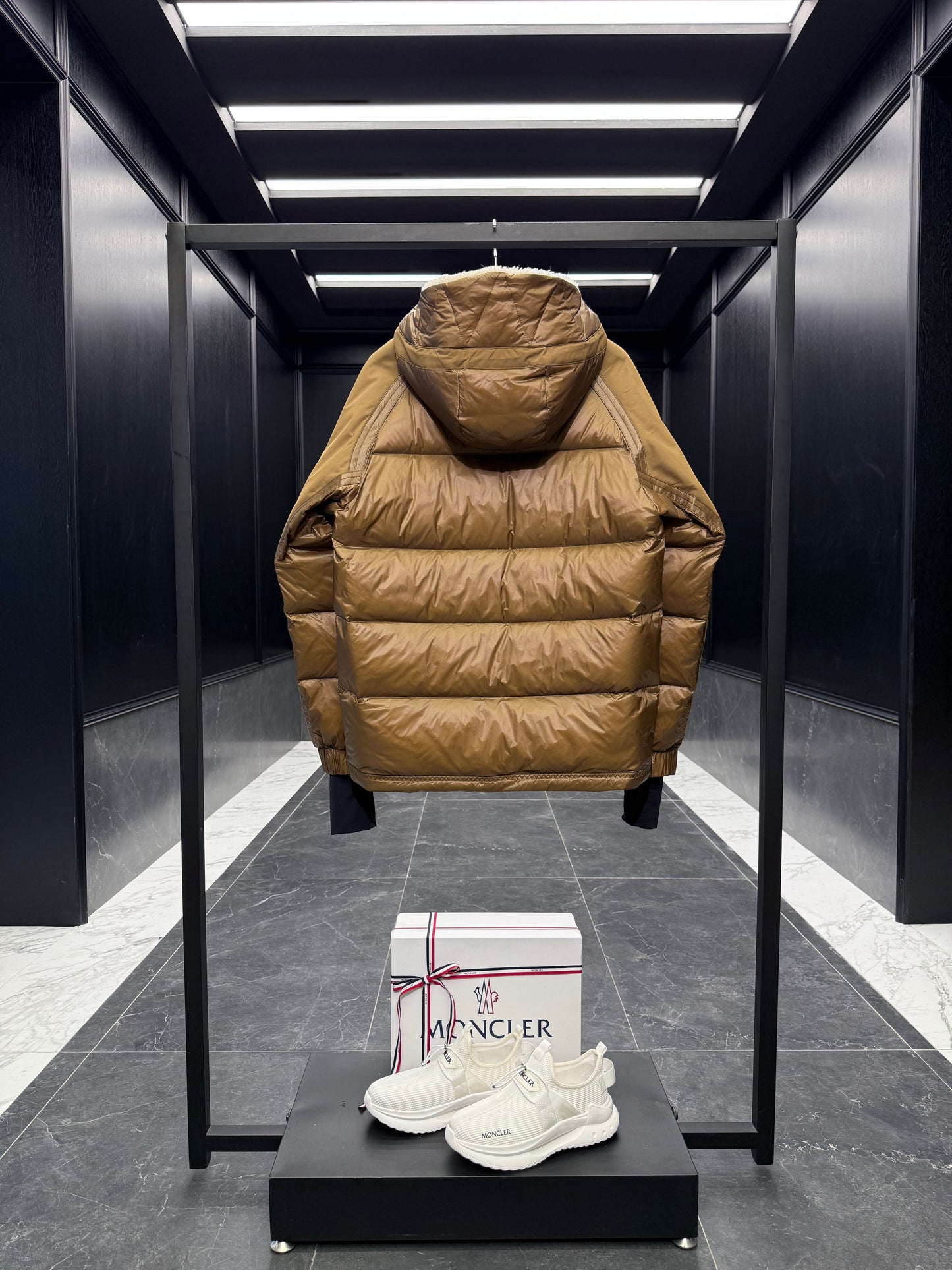 MONC MORGINS JACKET