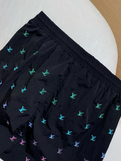 LOU SHORTS