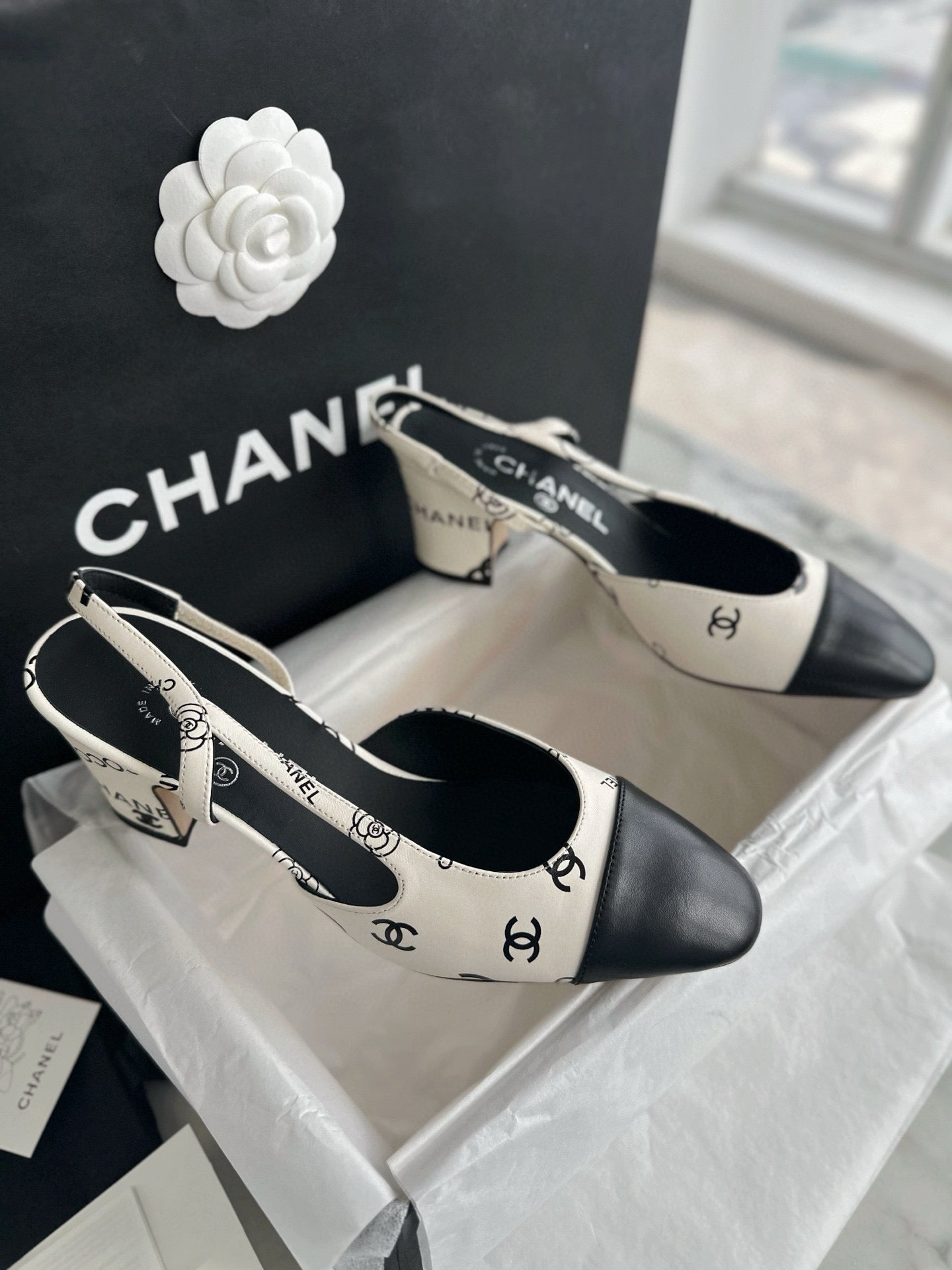 CC SLINGBACK HEELS