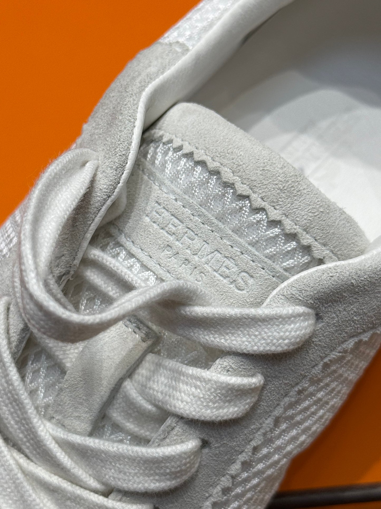 HERM BOUNCING SNEAKER