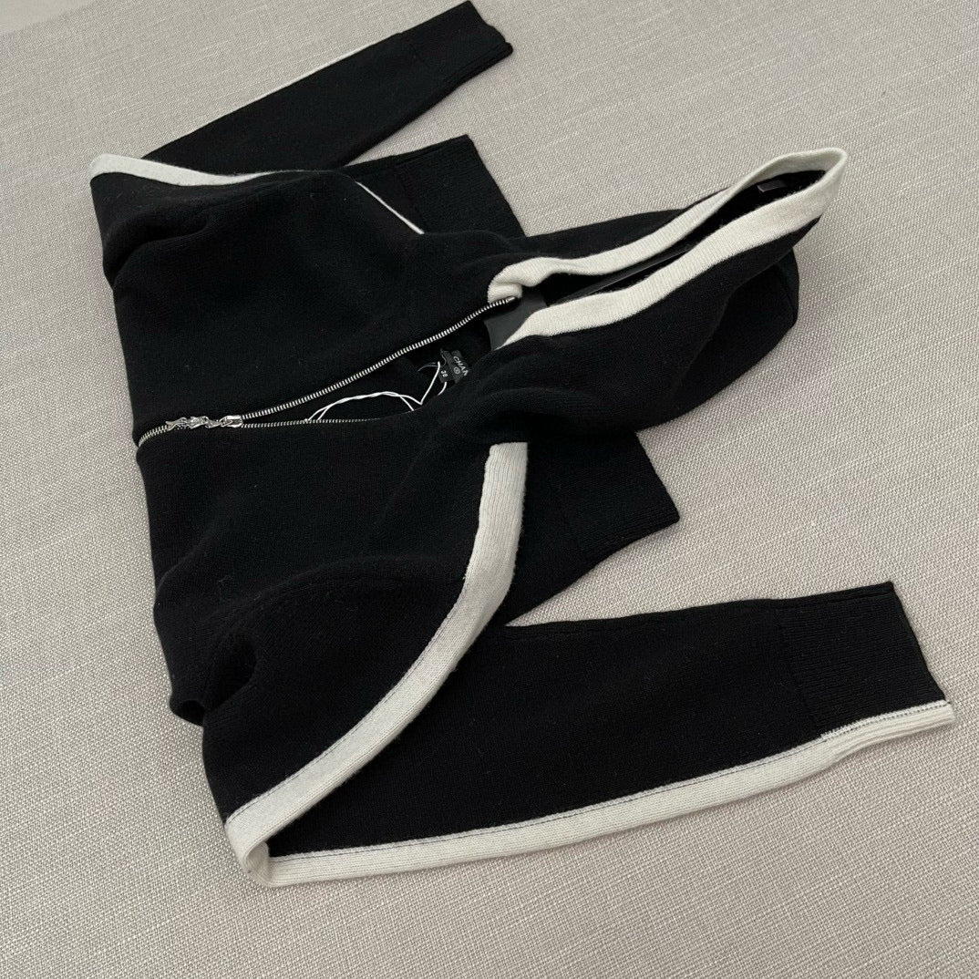 CC ZIP HOODIE