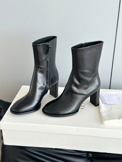 THE ROW BOOTS