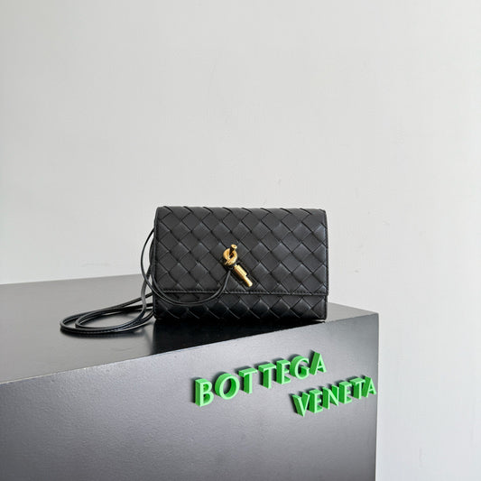 BOTT V ANDIAMO POUCH