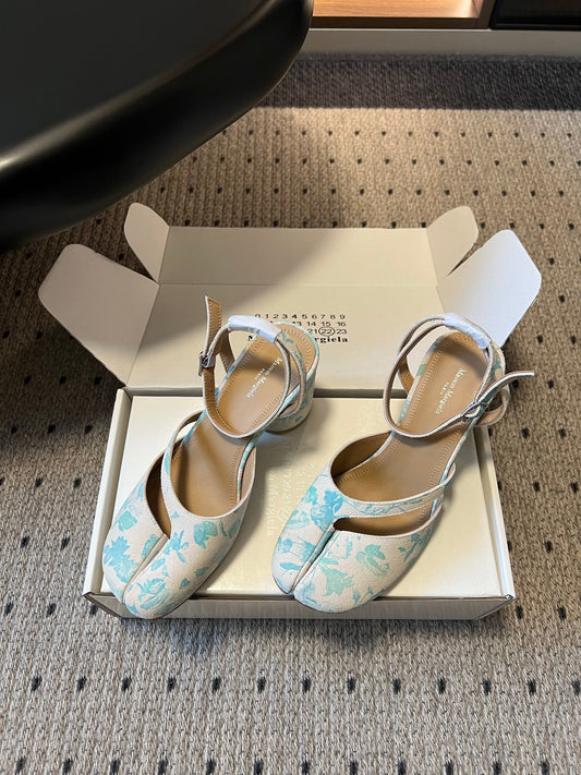 MAISON M TABI PUMPS