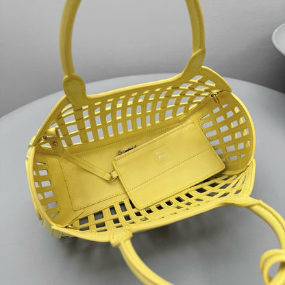 MIU M LEATHER BASKET BAG