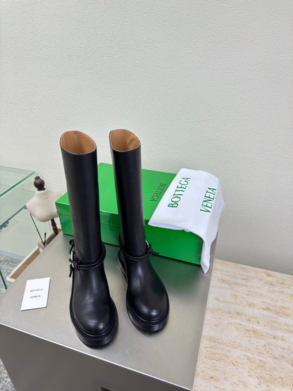 BOTT V JAMES BOOTS