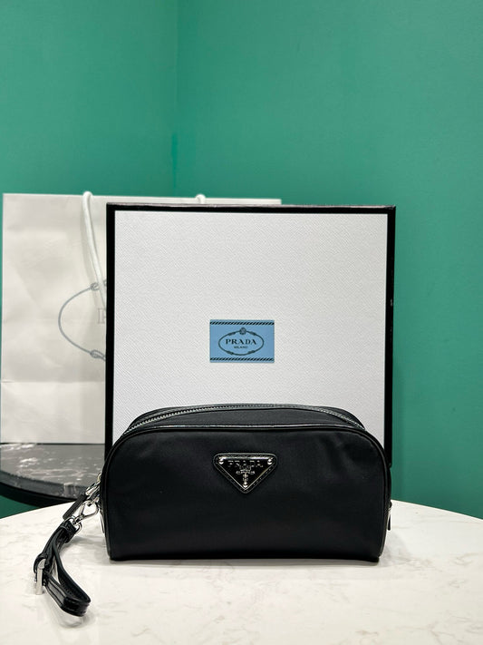 PD RE-NYLON POUCH