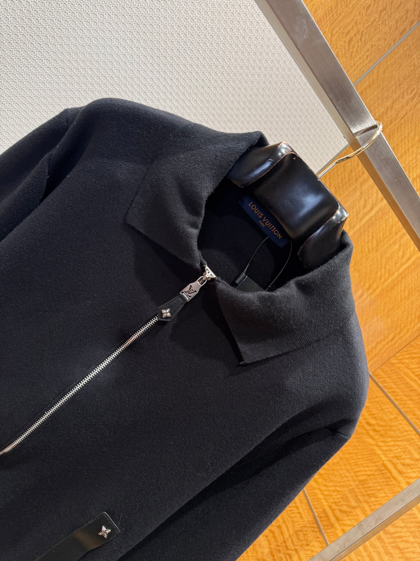 LOU ZIP CARDIGAN