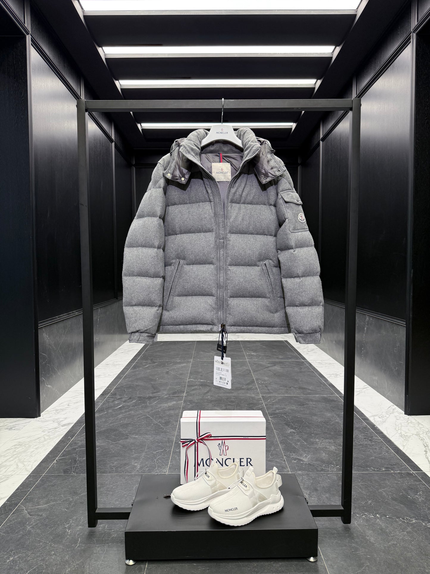 MONC MONTGENEVRE JACKET