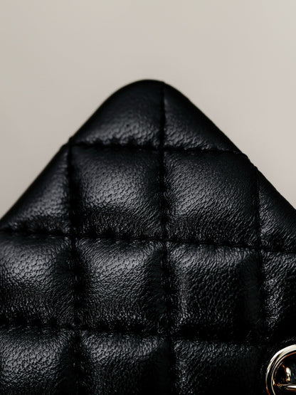 CC 25A MINI CLASSIC FLAP BAG