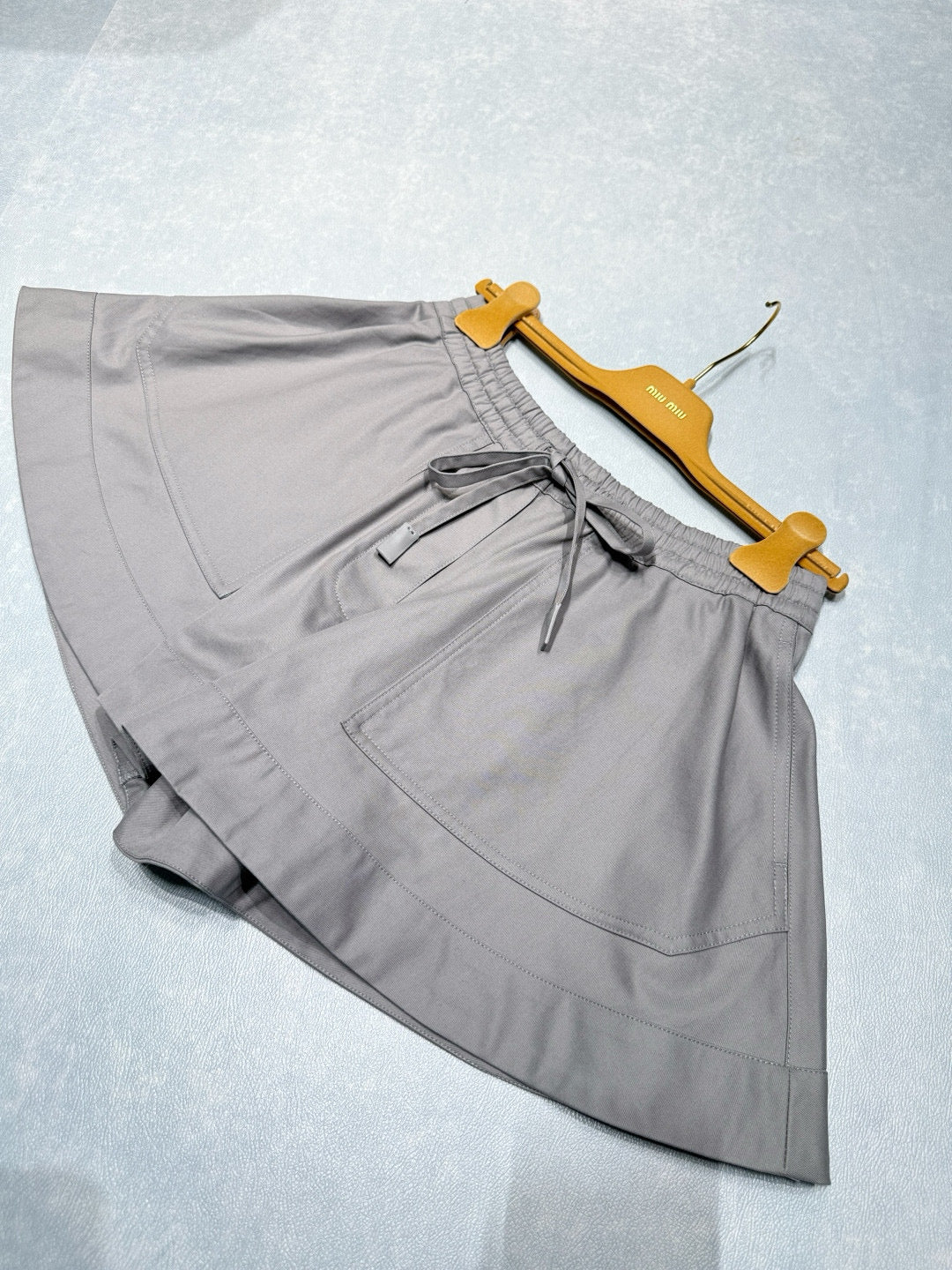 LOEW SHORTS