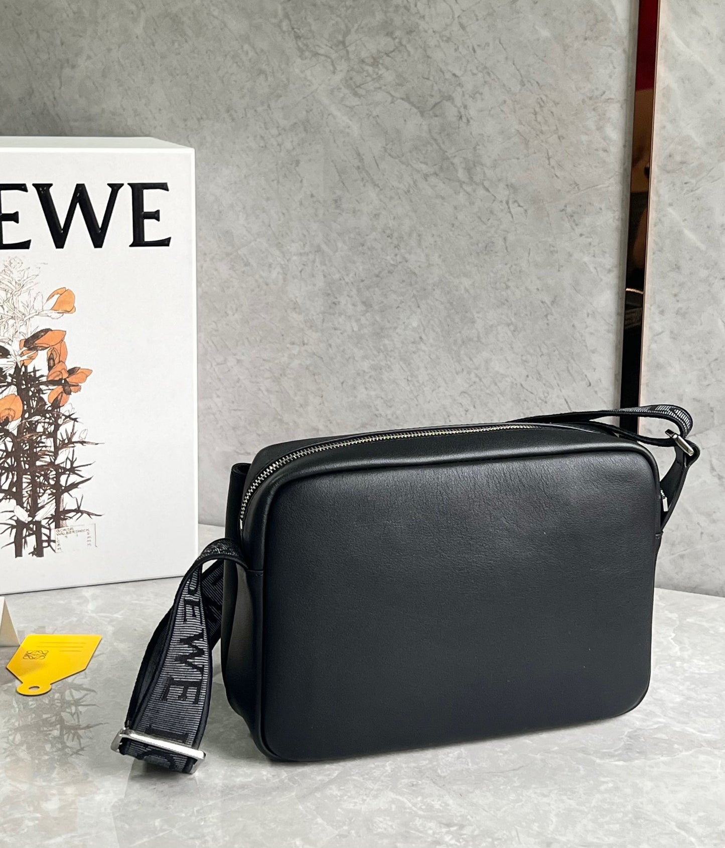 LOEW XS MILITARY MESSENGER BAG