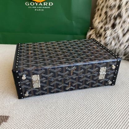 GOYA GRAND HOTEL TRUNK BAG