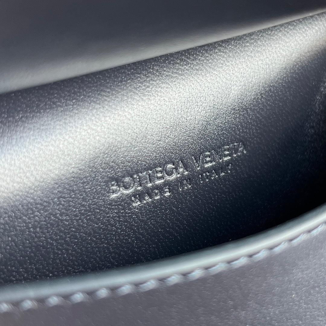 BOTT V SOLSTICE CARD CASE