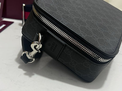 GG SMALL CROSSBODY BAG