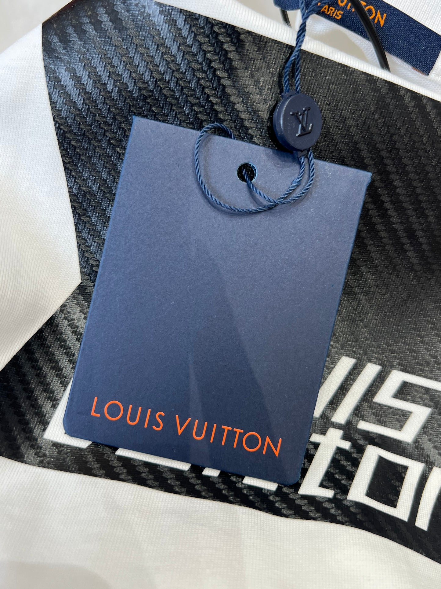 LOU T-SHIRT