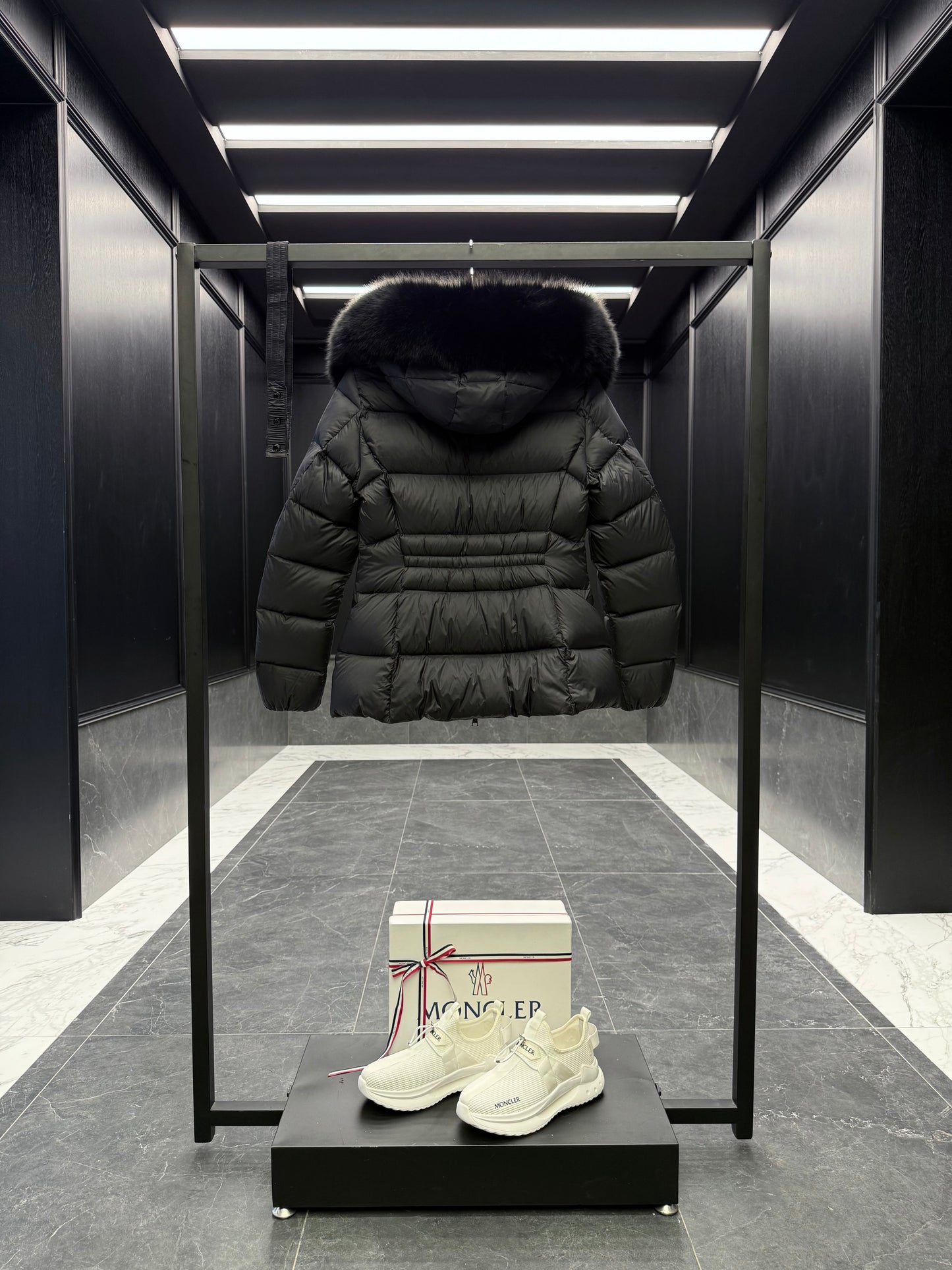 MONC BOED JACKET