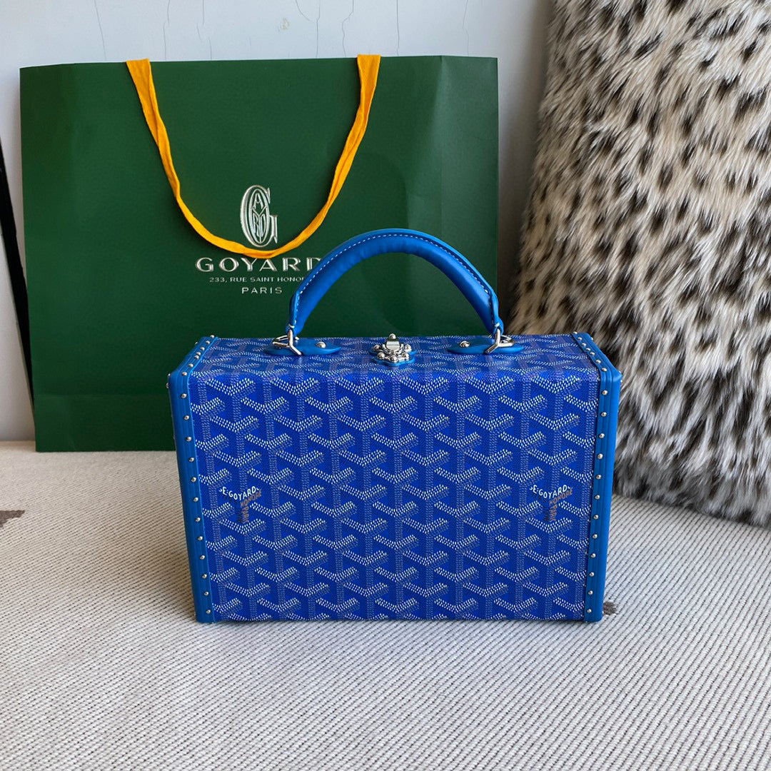 GOYA GRAND HOTEL TRUNK BAG