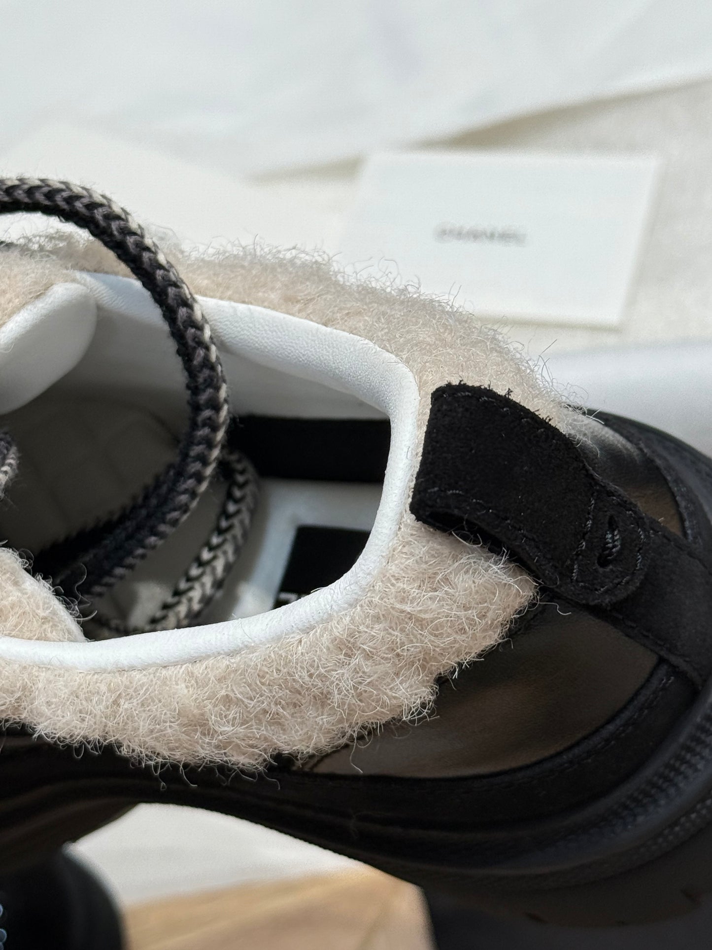 CC SNEAKER