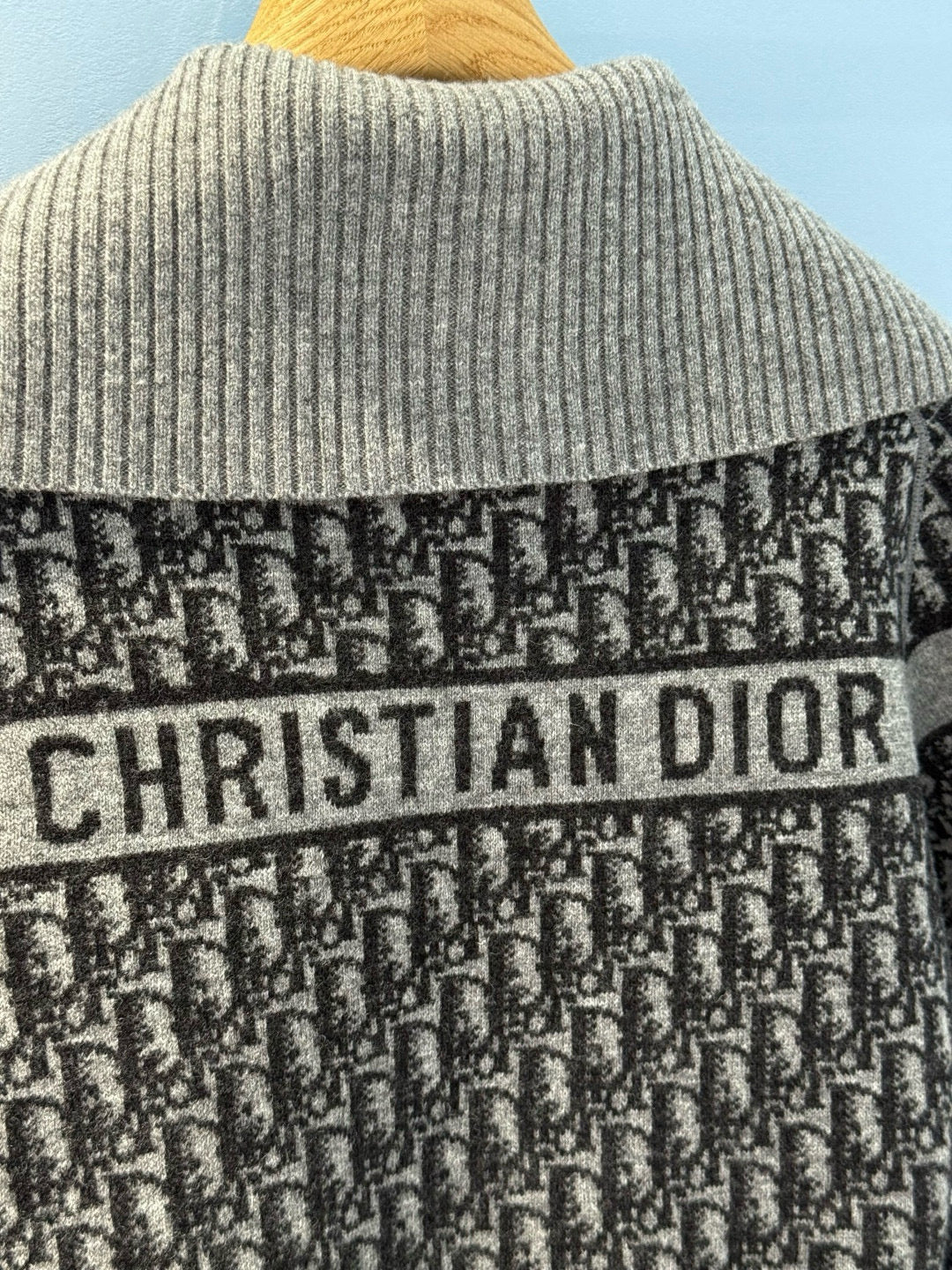 CD ZIP JUMPER