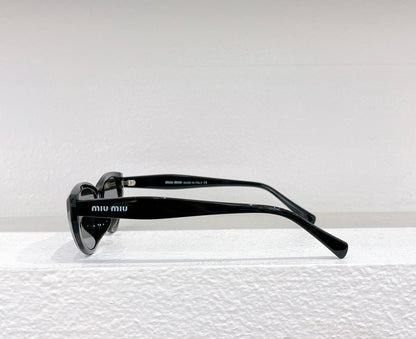 MIU M SUNGLASSES