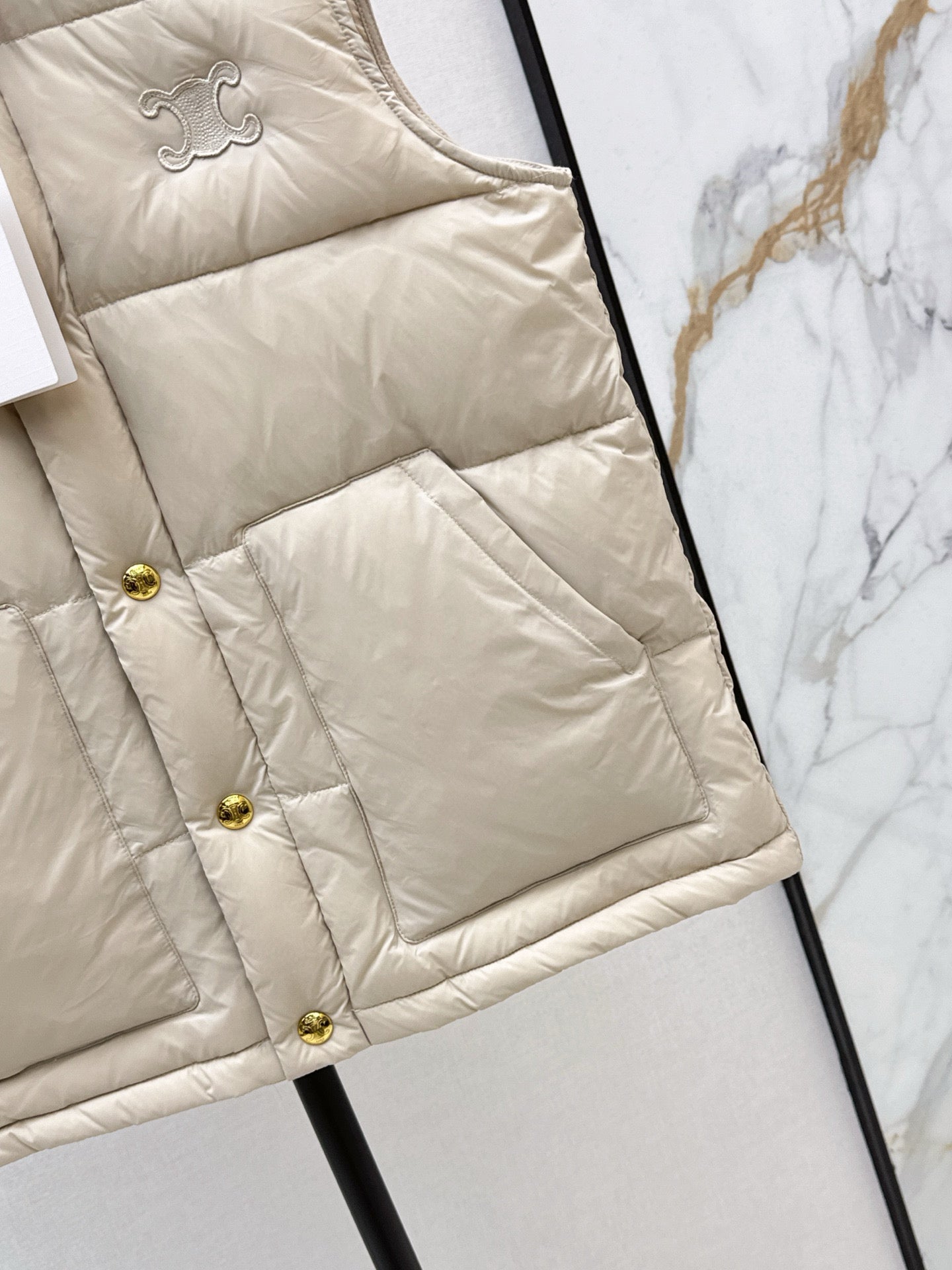 CEL VEST