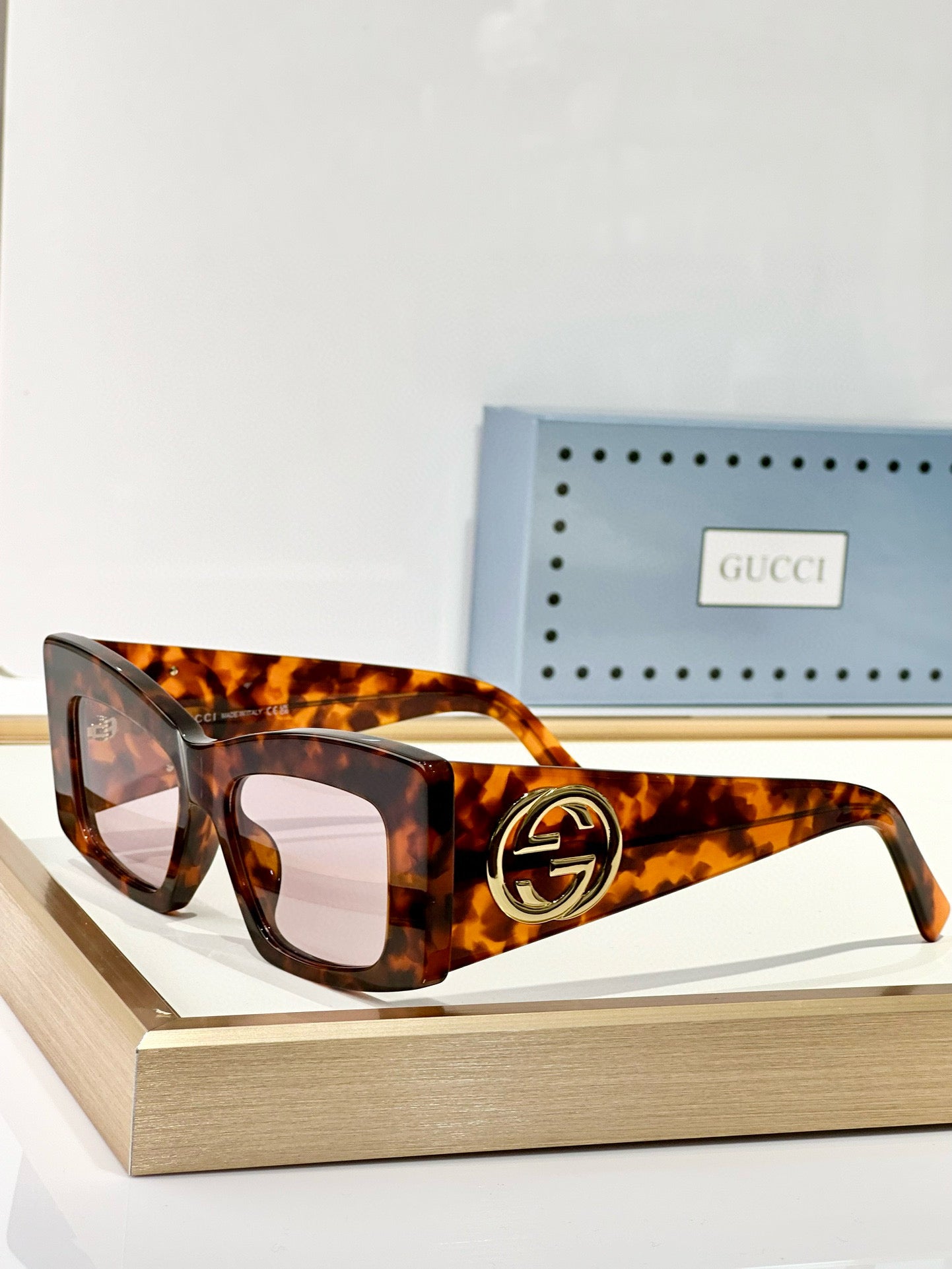 GG SUNGLASSES