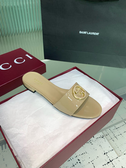 GG SANDALS
