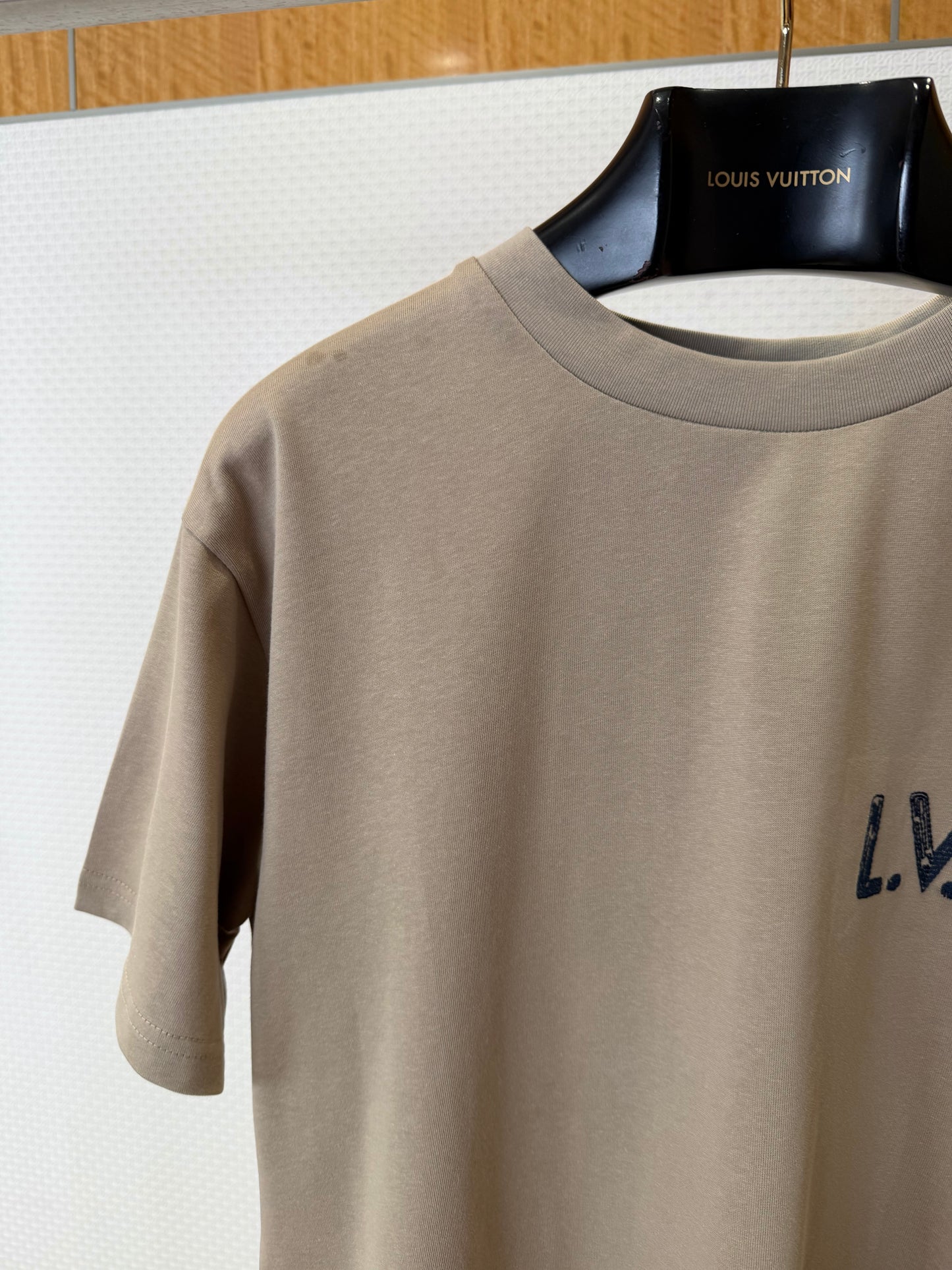 LOU T-SHIRT
