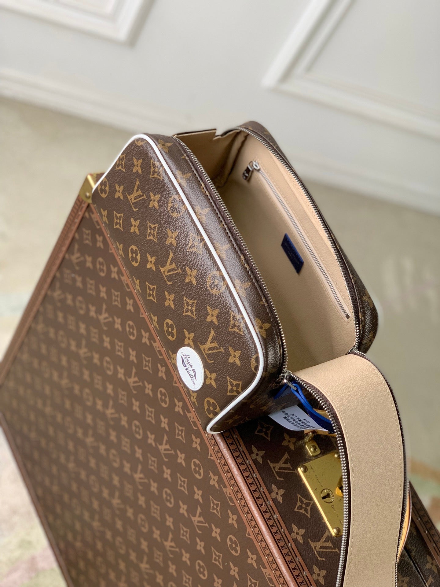 LOU DOPP KIT TOILETRY BAG