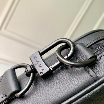 LOU TRIO MESSENGER BAG
