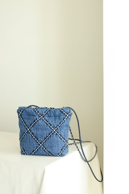 CC 22 MINI HANDBAG