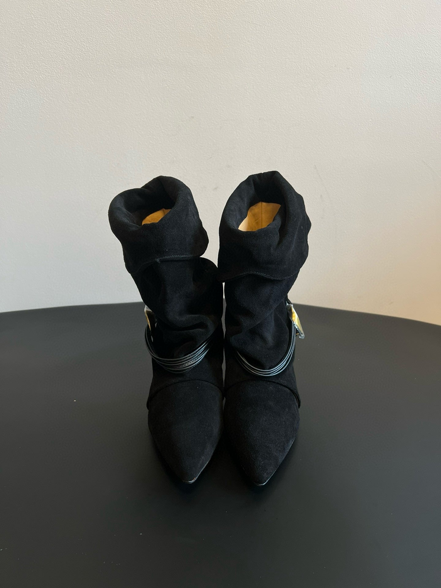 ISABEL M BOOTS